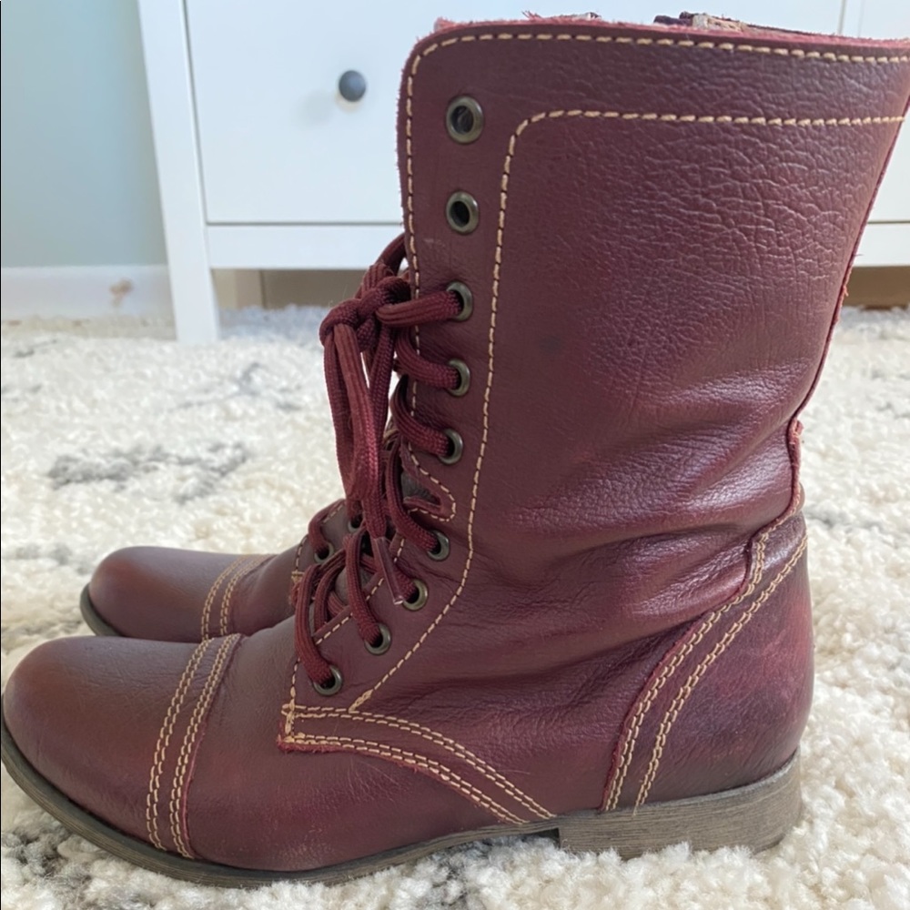 Women’s Steve Madden Troopa Lace Up Combat Boots Size 9
